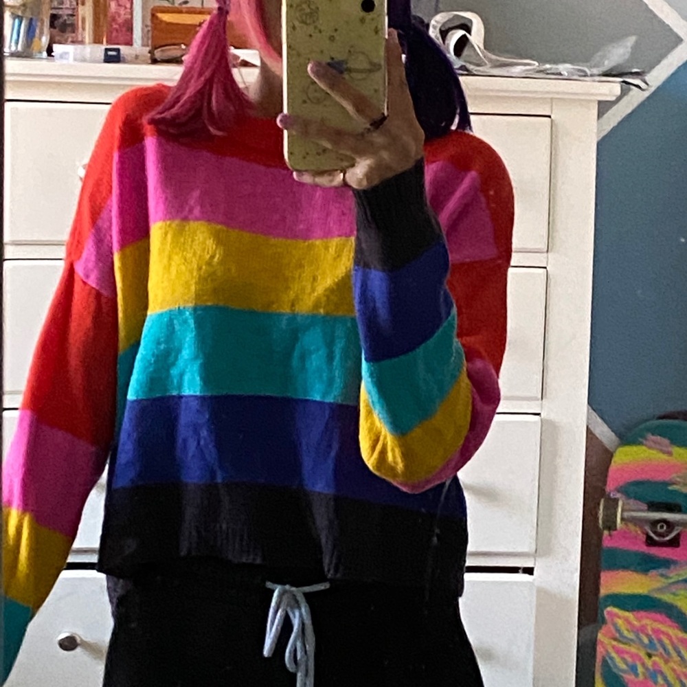 Cropped Rainbow knit long sleeve